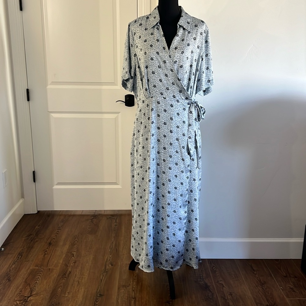 Maxi wrap dress